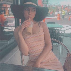 Dress 5lb box for $25